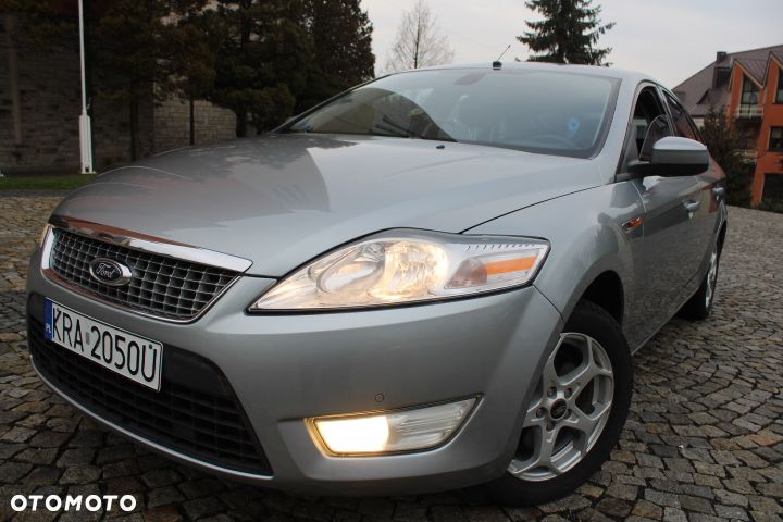 Ford Mondeo 2.0 Ambiente - 6
