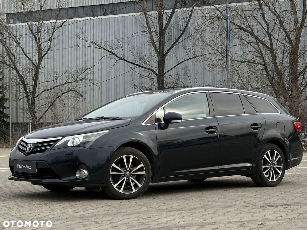 Toyota Avensis 2.0 D-4D Premium - 1