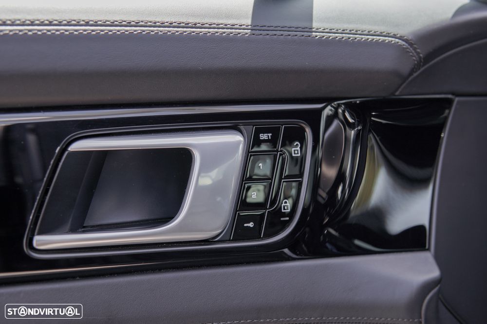 Porsche Panamera 4 E-Hybrid 10 Years Edition - 10