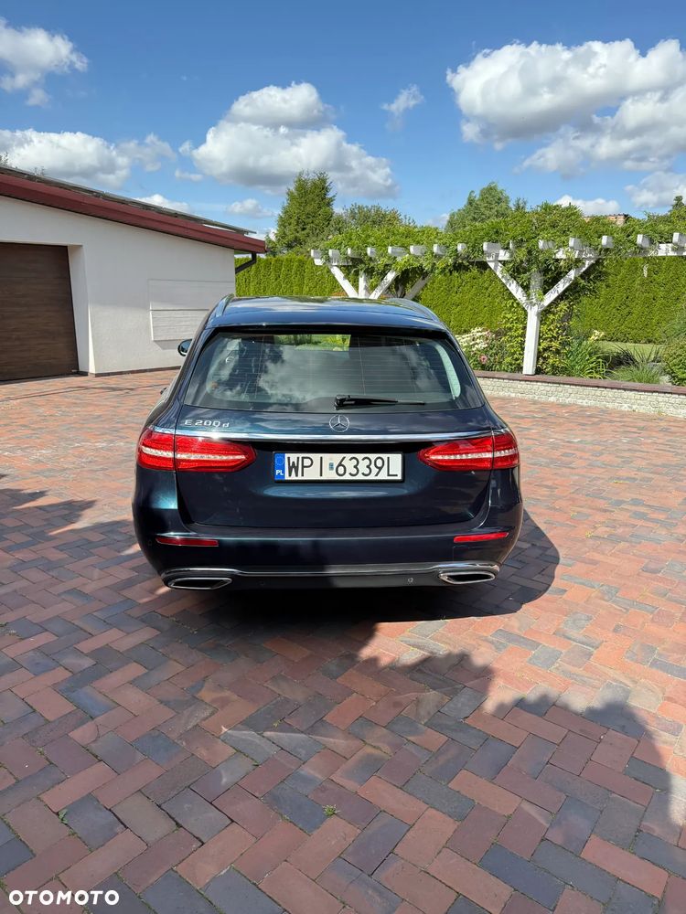 Mercedes-Benz Klasa E 200 d T 9G-TRONIC Avantgarde - 3