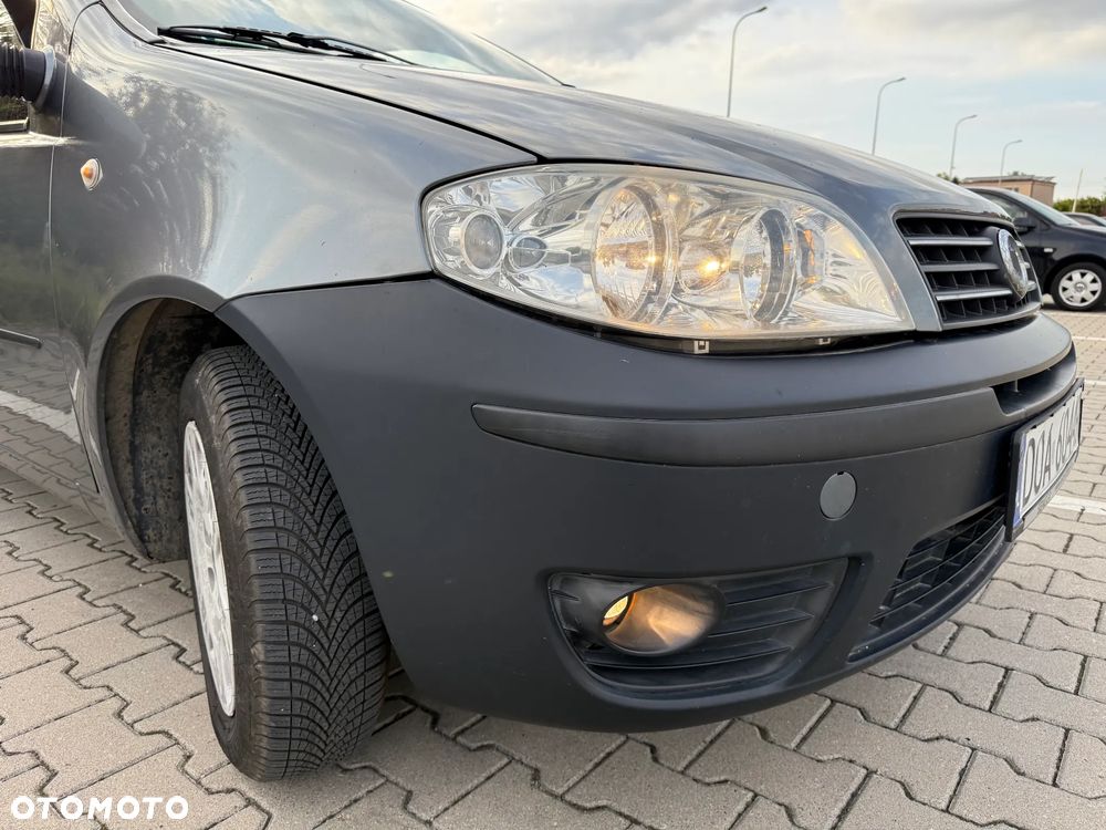 Fiat Punto 1.2 8V Active - 2