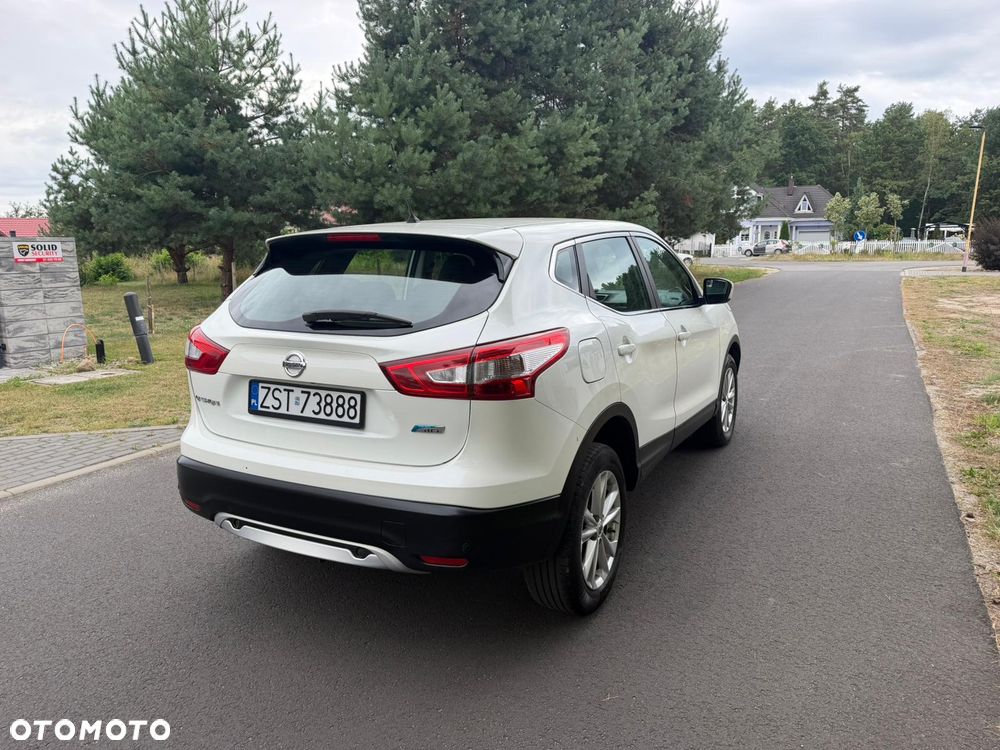 Nissan Qashqai 2014 photo 4