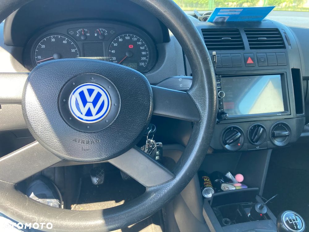 Volkswagen Polo 1.4 16V Basis - 12