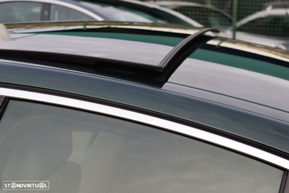 Jaguar XE 2.0 D Prestige Aut. - 26