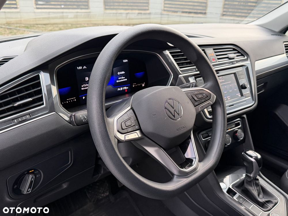 Volkswagen Tiguan - 20