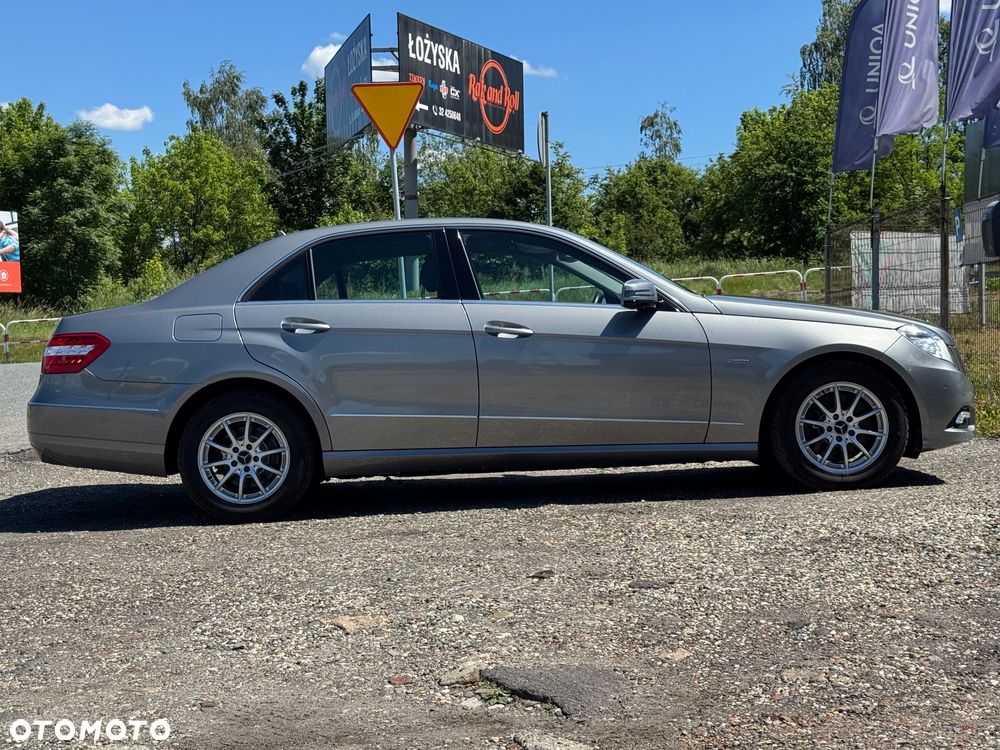 Mercedes-Benz Klasa E 250 CGI BlueEFFICIENCY Avantgarde - 11