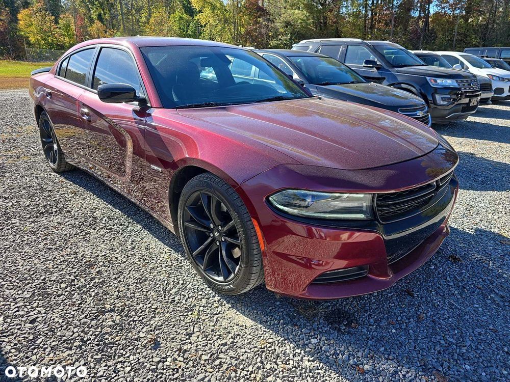 Dodge Charger 5.7 R/T - 1