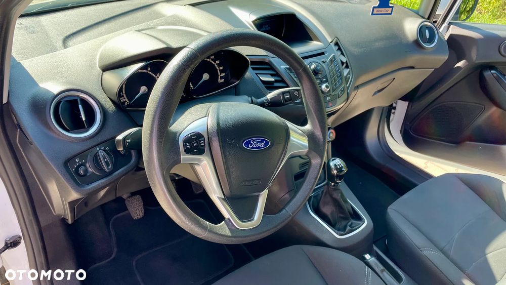 Ford Fiesta - 12