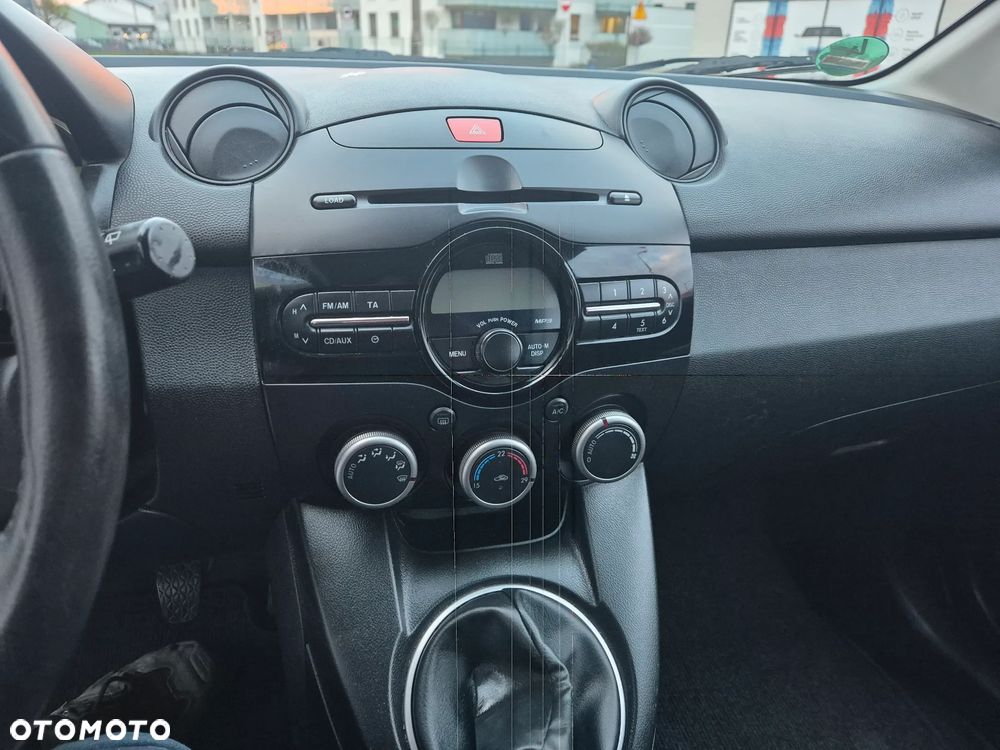 Mazda 2 1.3 MZR Active - 23