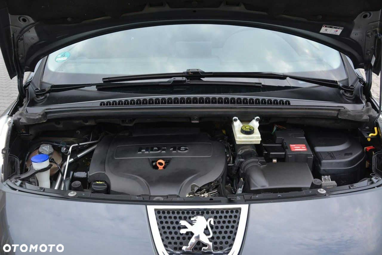 Peugeot 3008 2.0 HDi Allure - 33