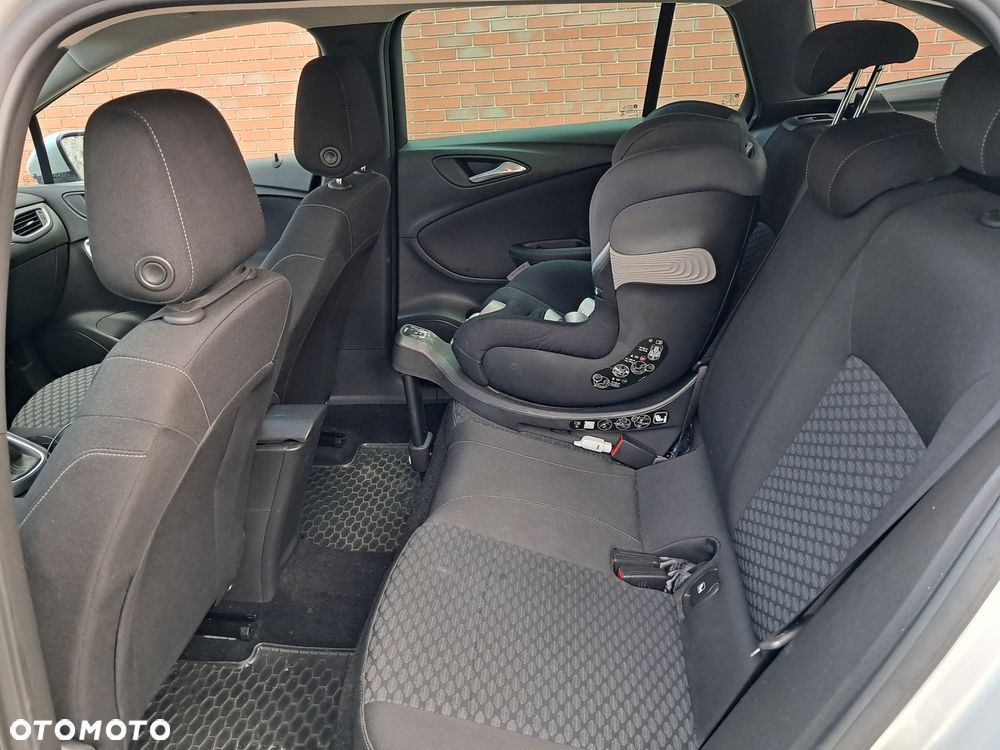 Opel Astra V 1.2 T Edition S&S - 8