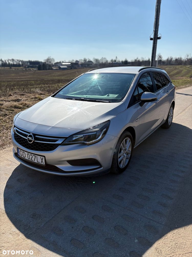 Opel Astra - 1