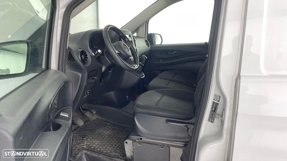 Mercedes-Benz Vito 110 CDi/32 - IVA Dedutível - 9