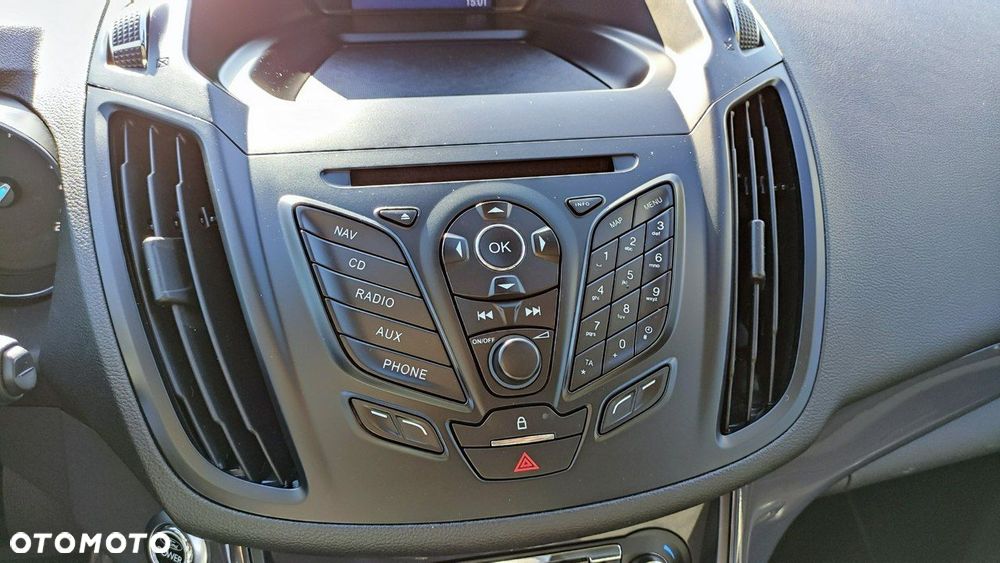 Ford Kuga - 31