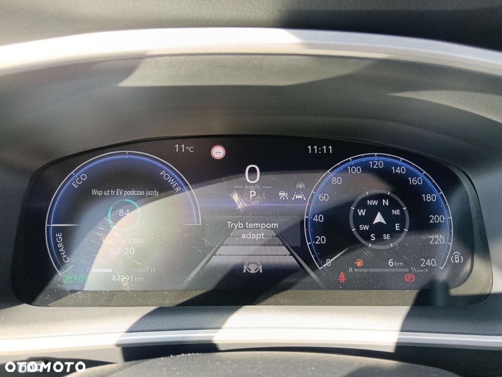 Toyota Corolla Cross 2.0 Hybrid Executive - 17