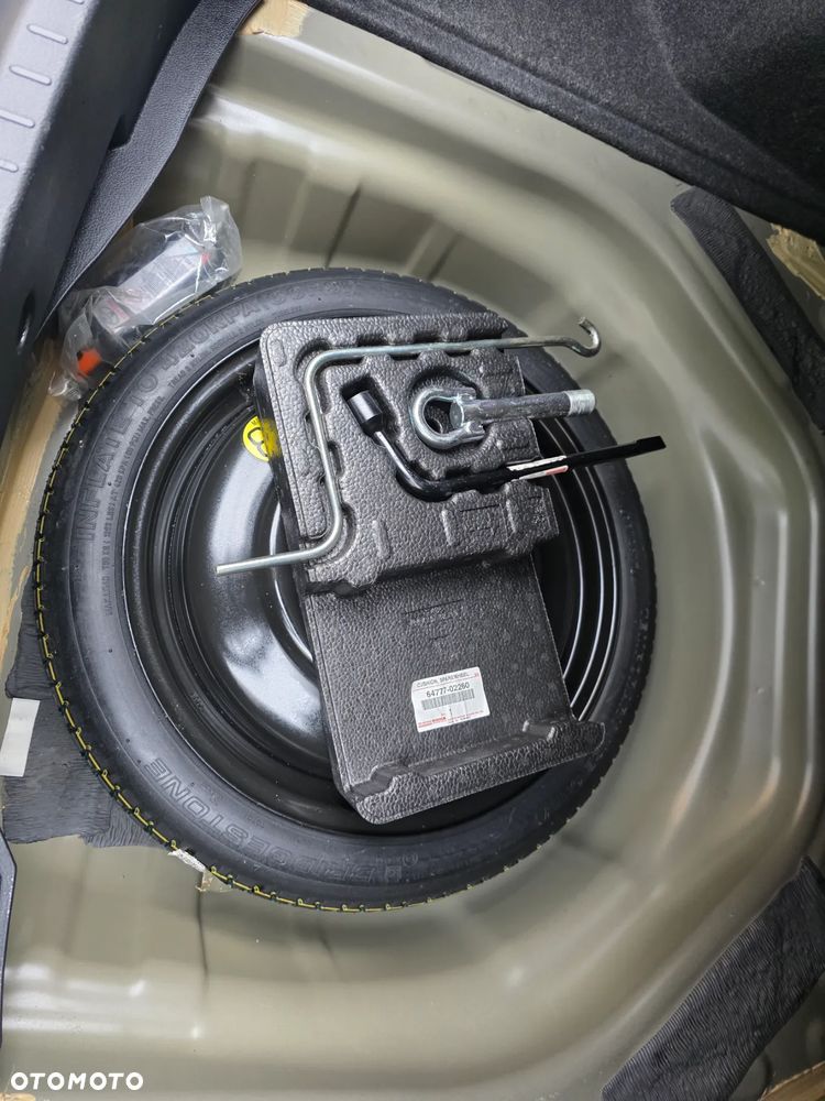 Toyota Corolla 1.6 Active EU6 - 37