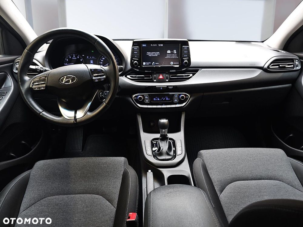 Hyundai i30 1.5 T-GDI 48V Comfort DCT - 8