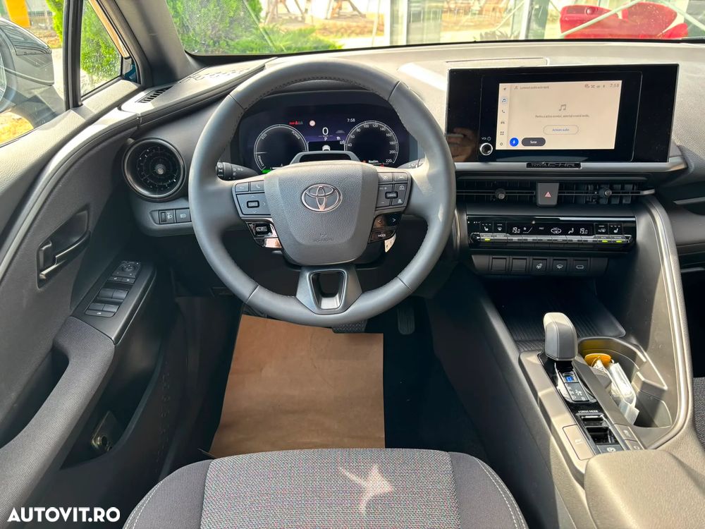 Toyota C-HR 1.8 HEV 140 CP 4x2 CVT Dynamic - 9