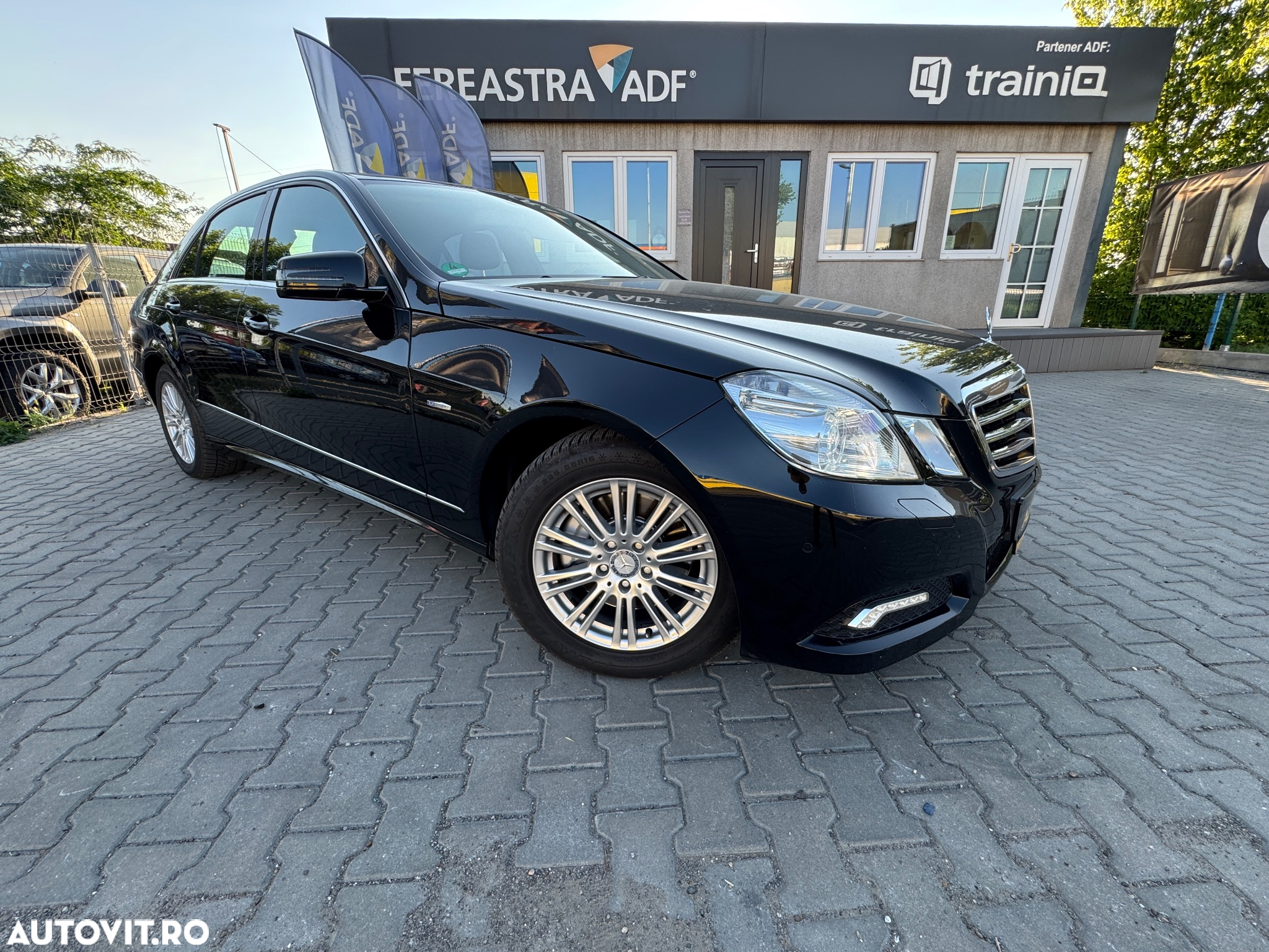 Mercedes-Benz E - 3