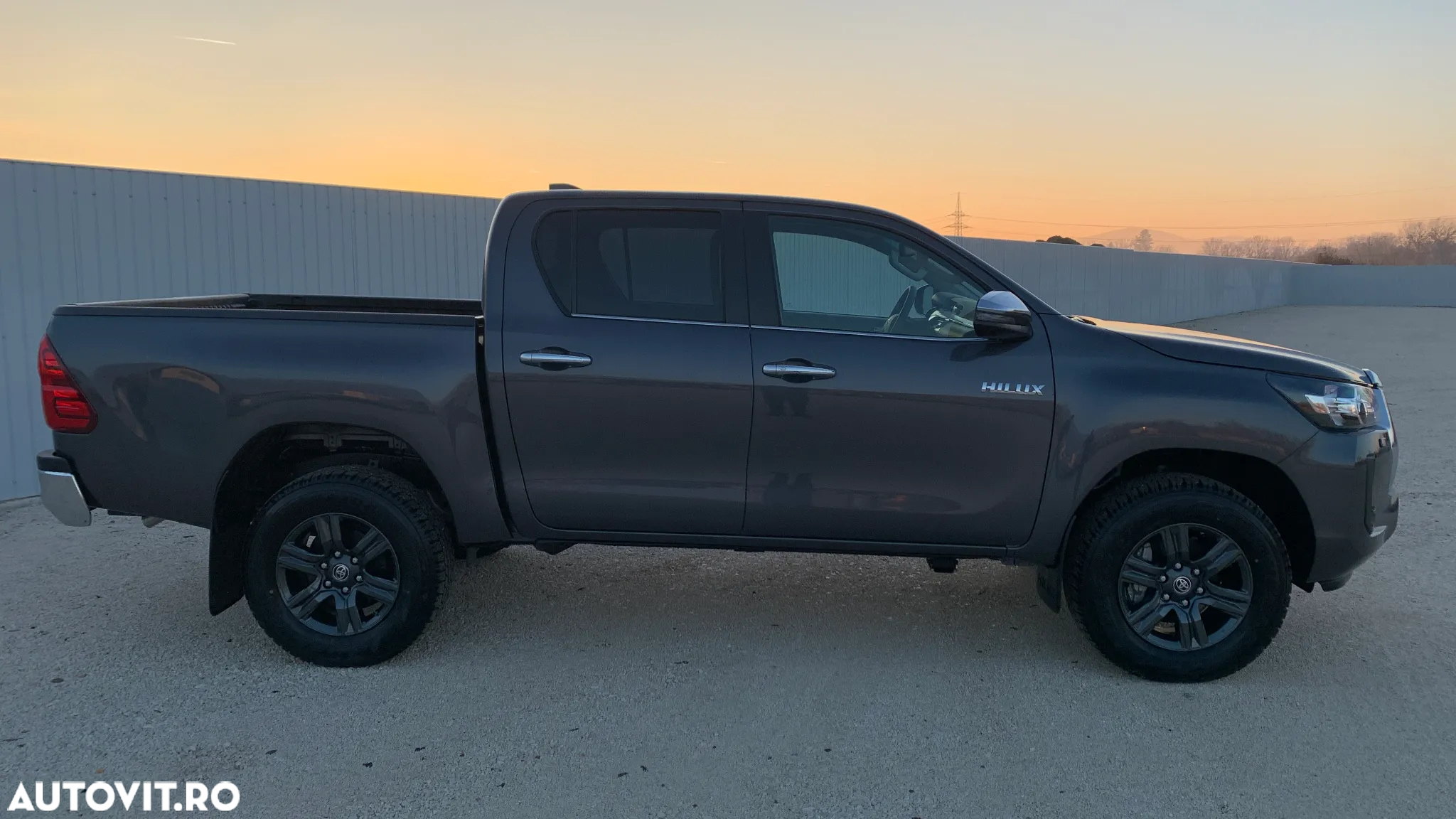 Toyota Hilux 2.4D 150CP 4x4 Double Cab AT Style - 3