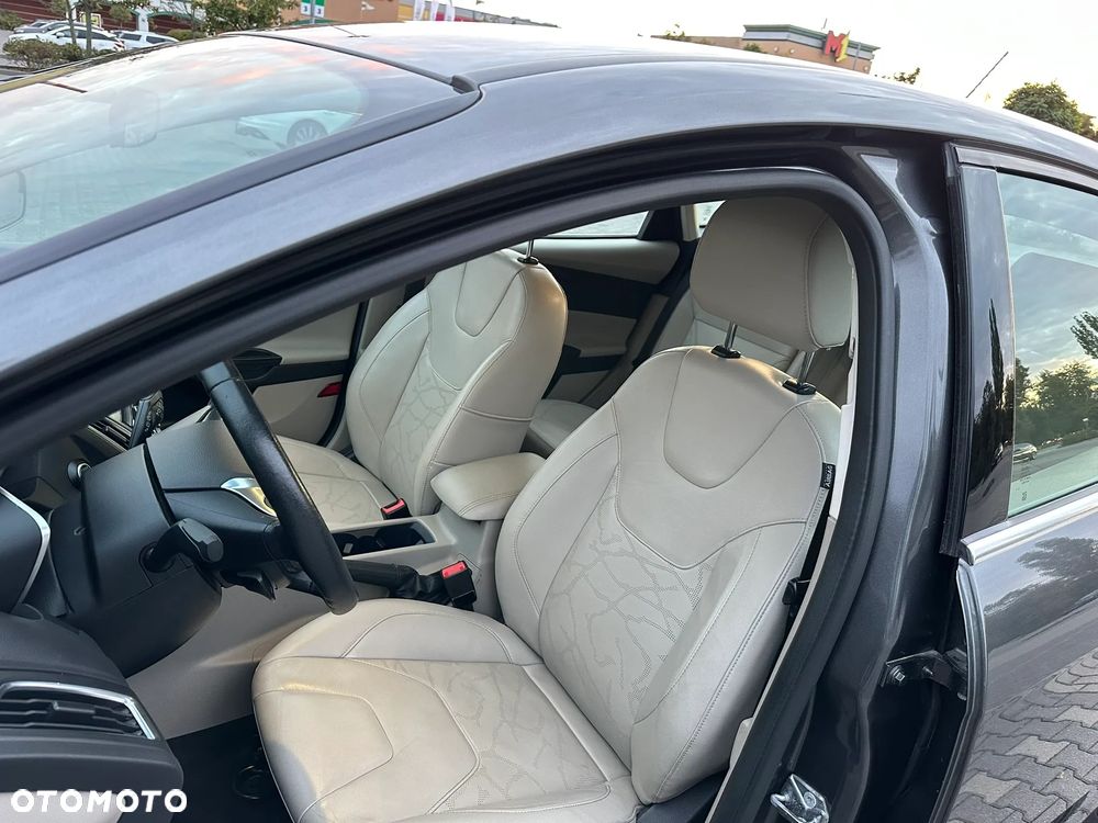 Ford Focus Electric - 32
