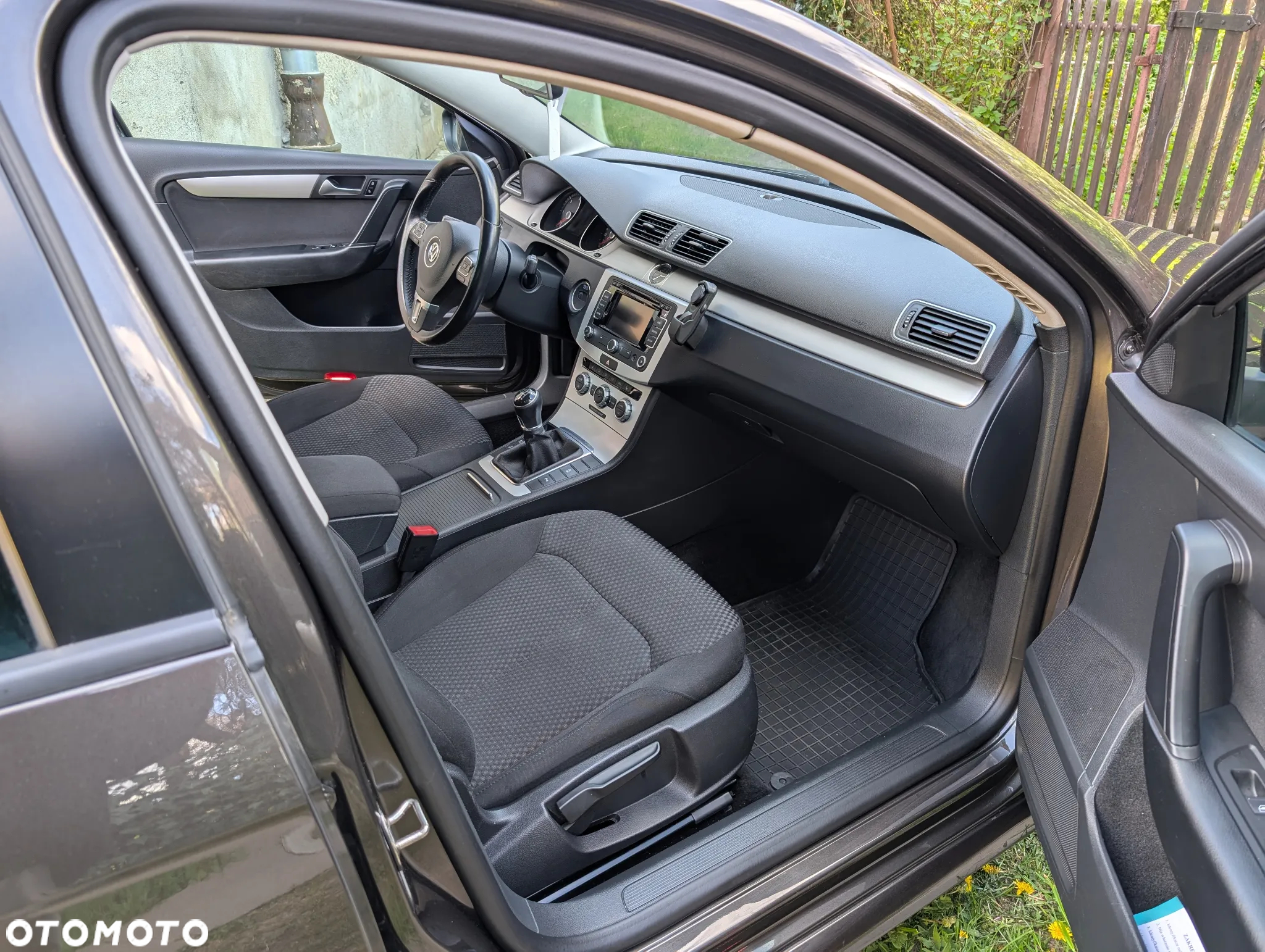 Volkswagen Passat Variant 1.6 TDI BlueMotion - 11
