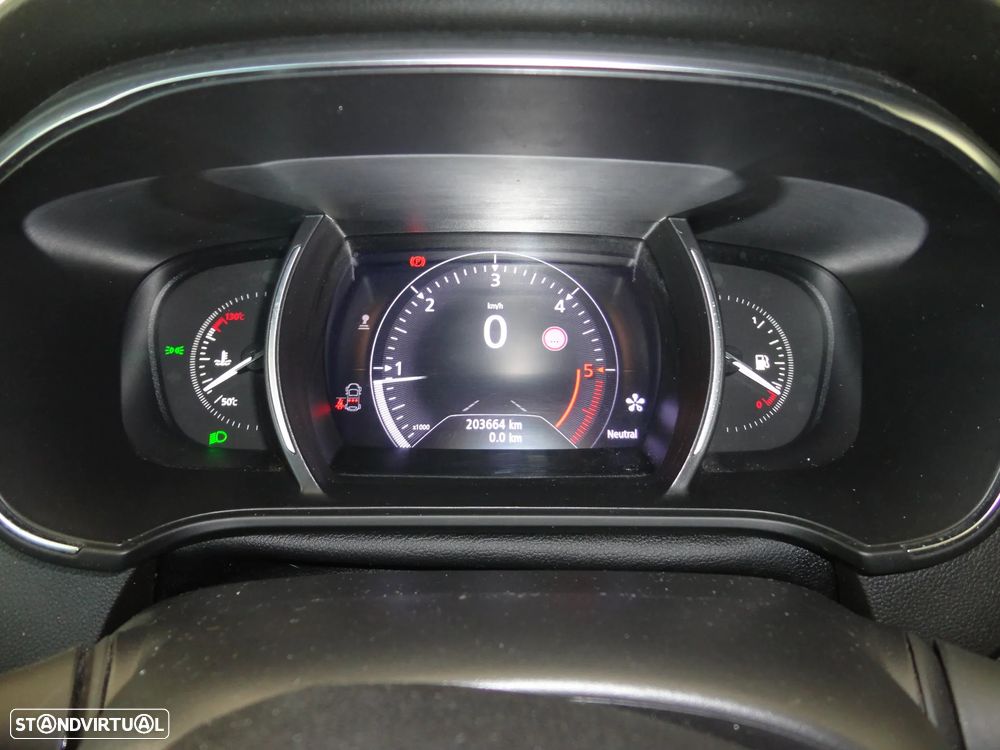 Renault Mégane Sport Tourer ENERGY dCi 130 INTENS - 19