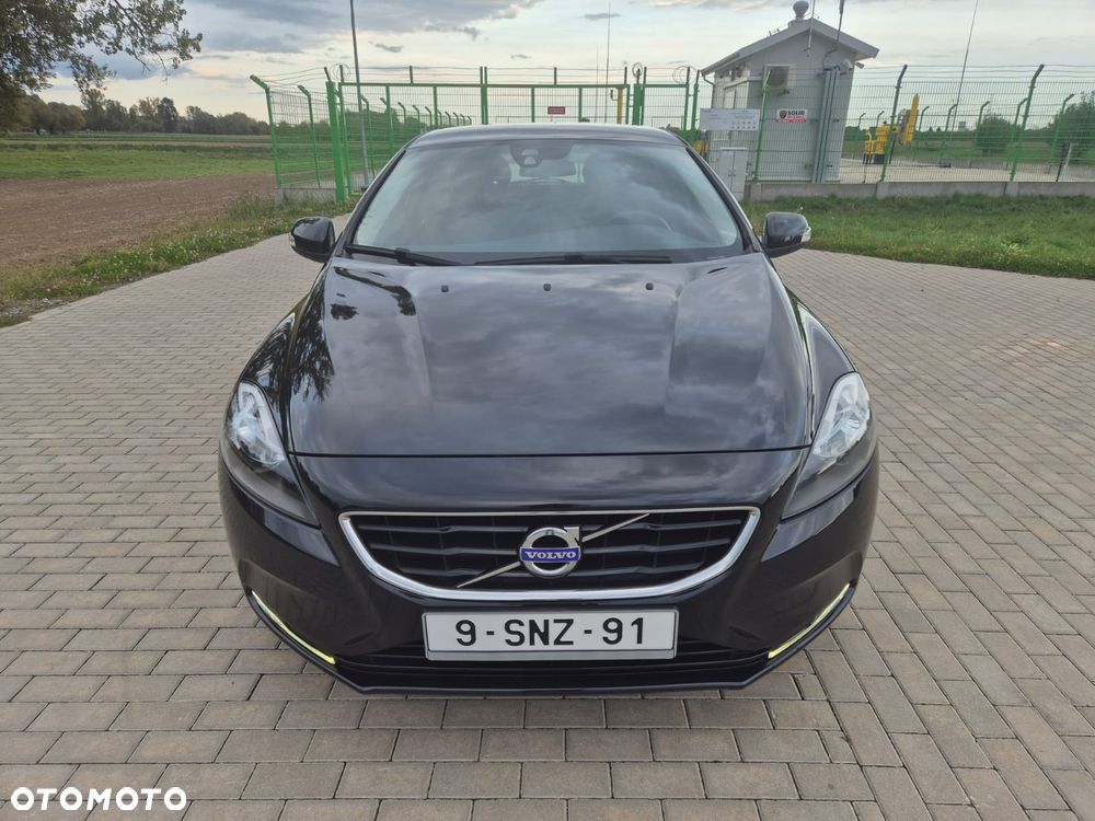 Volvo V40 D2 Kinetic - 24
