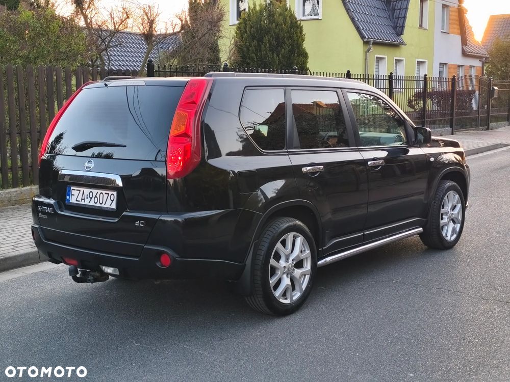 Nissan X-Trail 2.0 dCi 4x4 DPF Platinum - 14