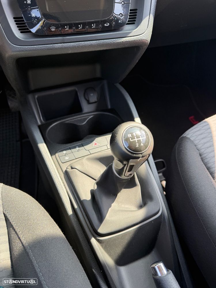 SEAT Ibiza 1.6 TDI Sport DPF - 6