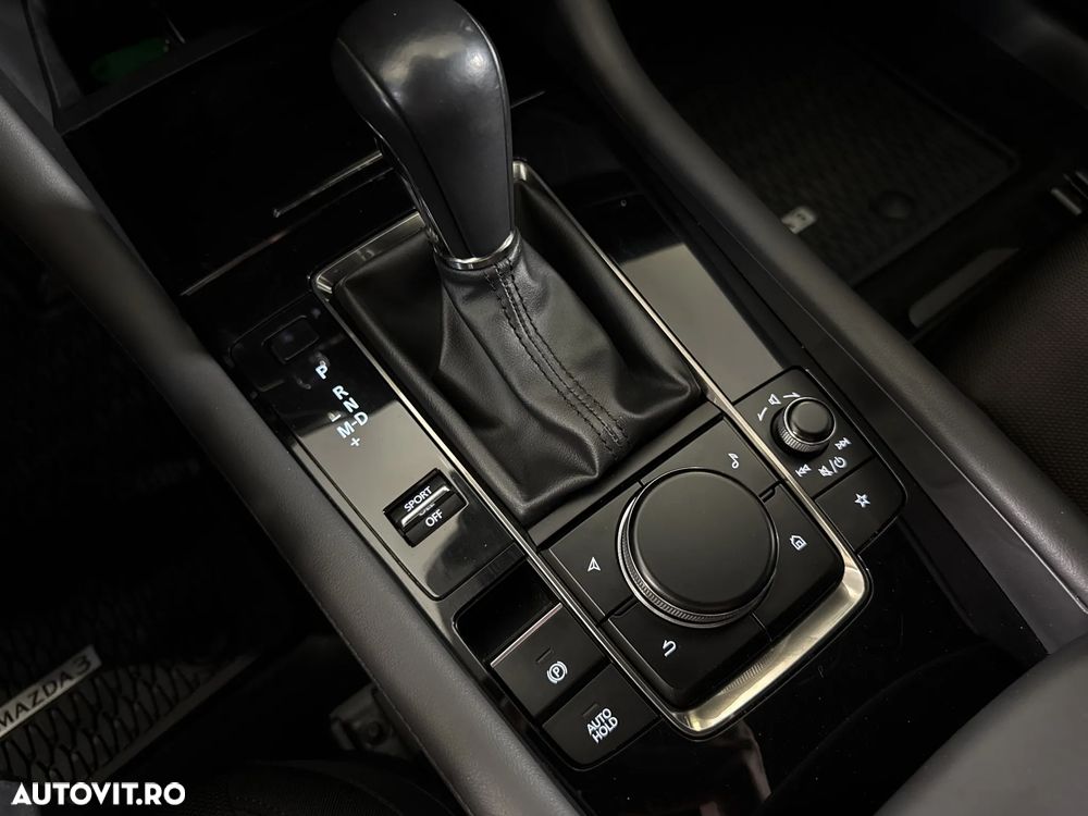 Mazda 3 - 18