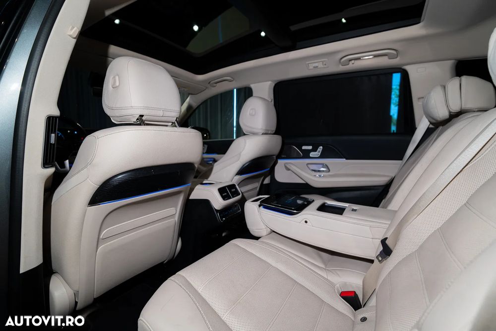 Mercedes-Benz GLS - 27