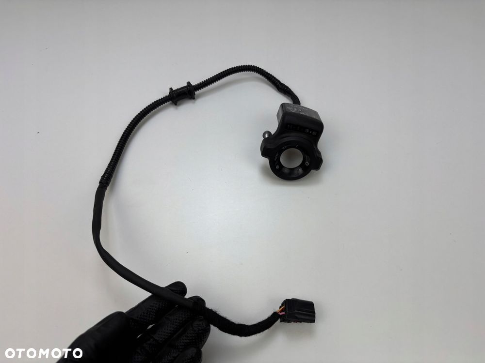 Stacyjka kluczyk wlew komputer hiss immobilizer Honda CBR 600RR PC69 2024- Oryginał - 7