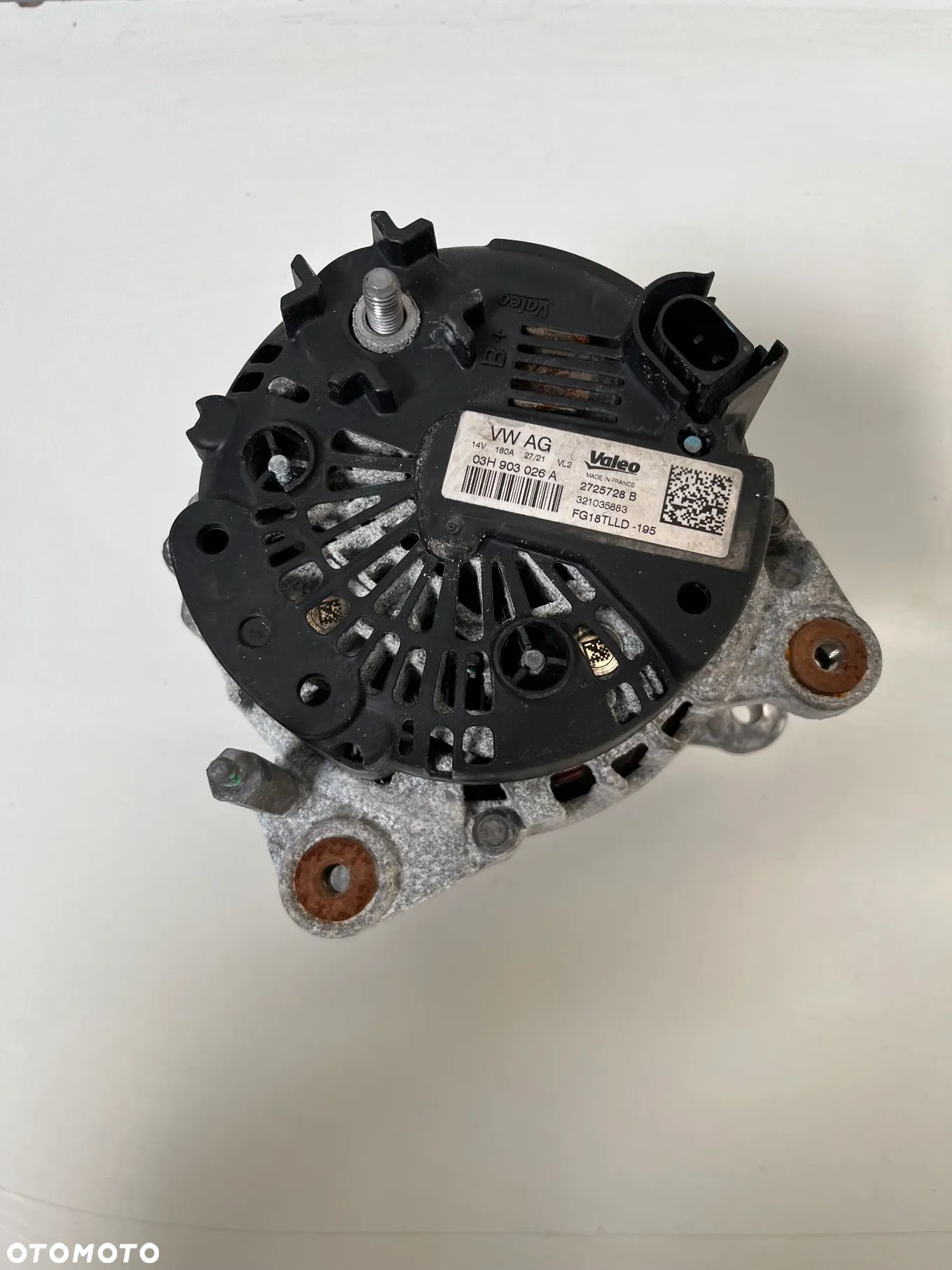 VW T6 2.0 TDI  ALTELNATOR 03H903026A - 1