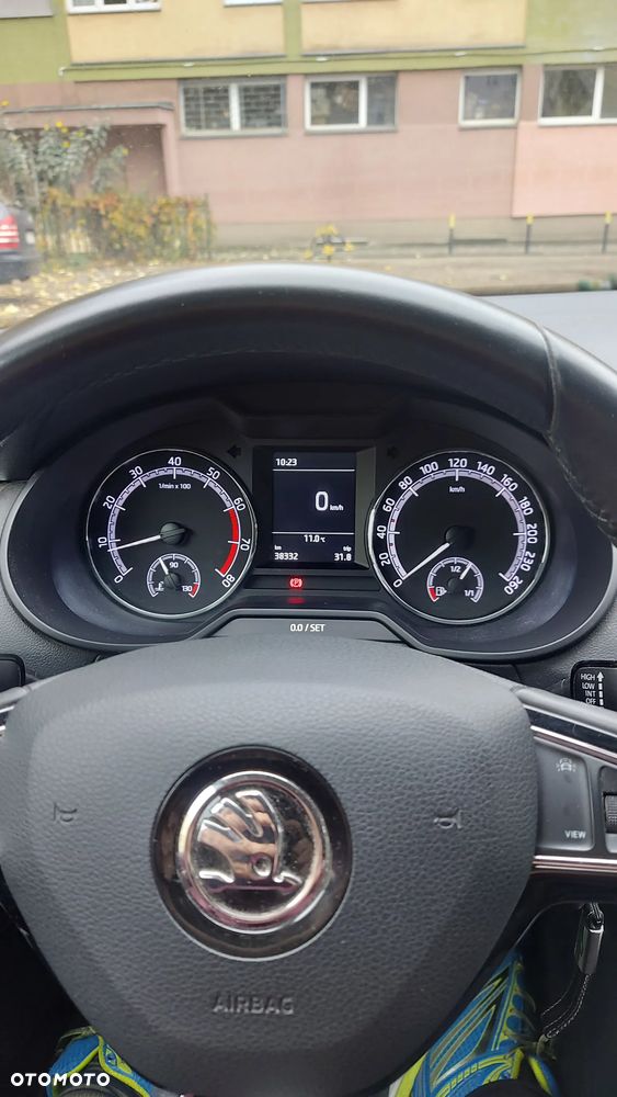 Skoda Octavia 1.5 TSI ACT Business - 25