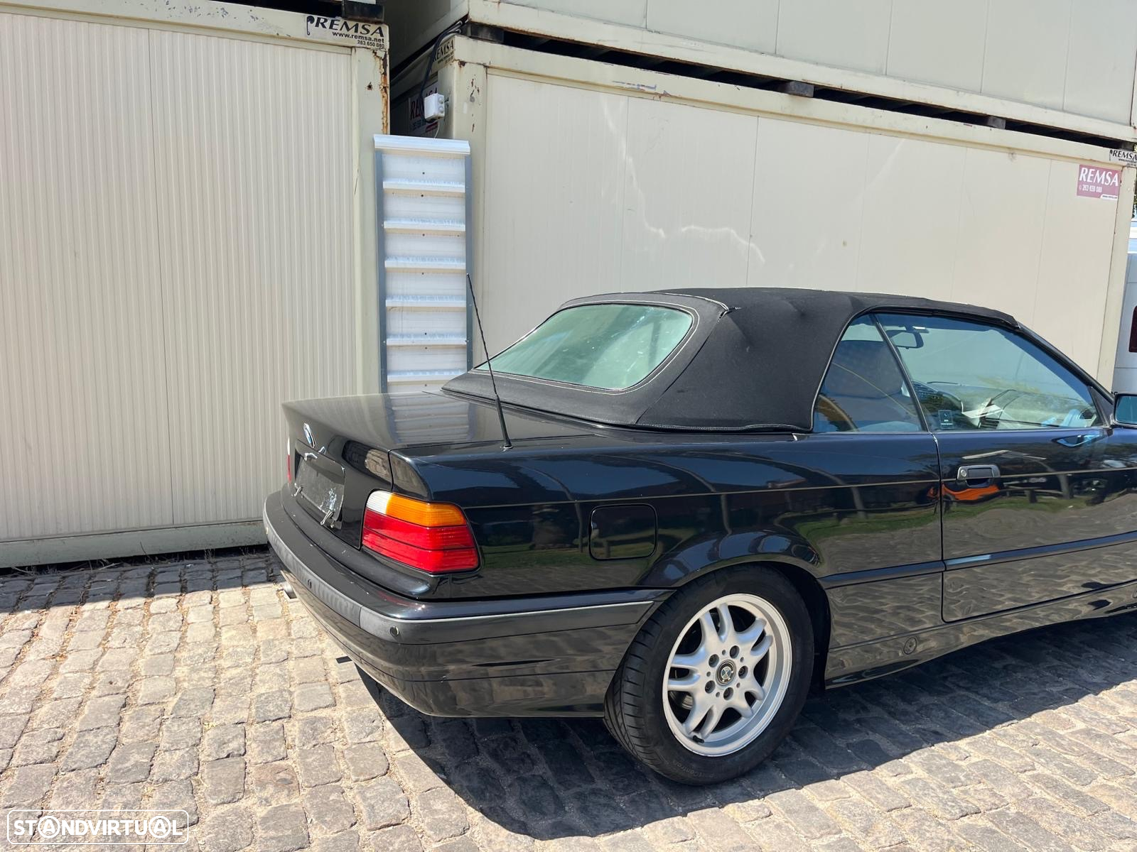 BMW 320 i - 14
