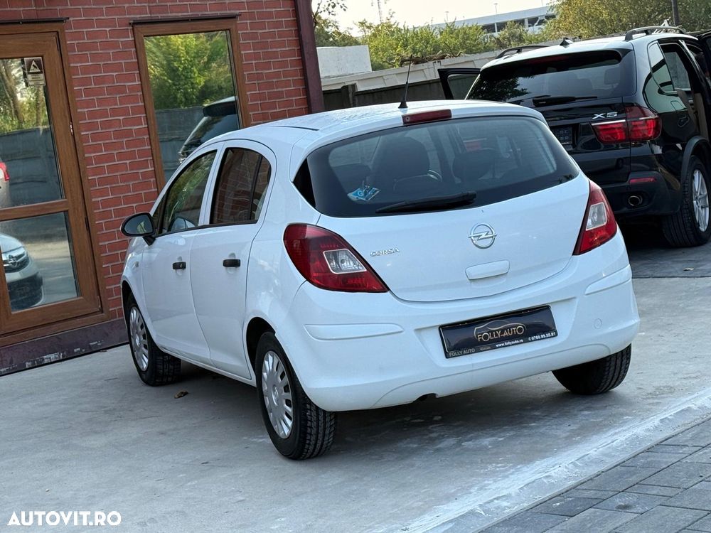 Opel Corsa 1.2 Essentia - 26