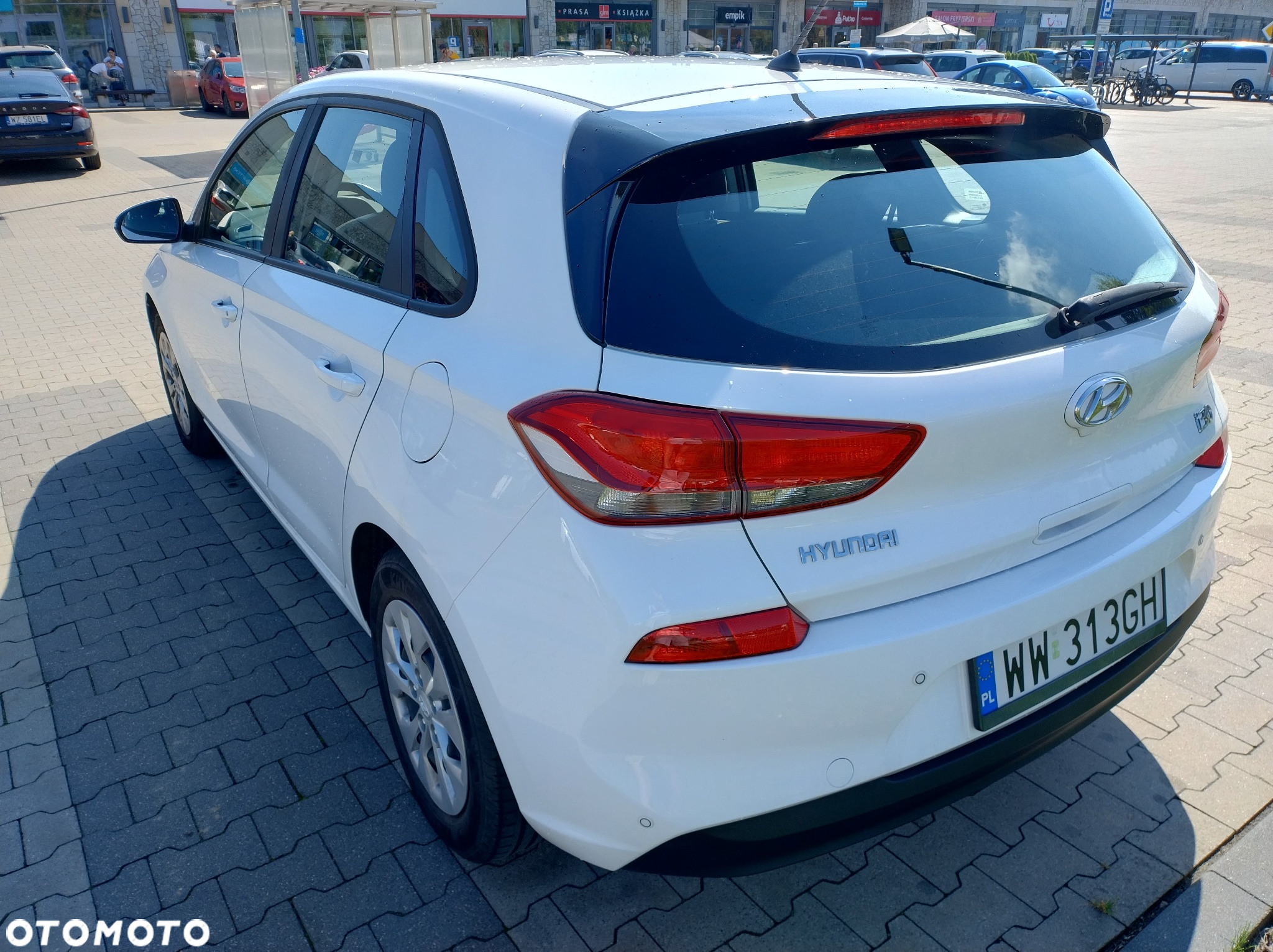 Hyundai i30 1.6 D Classic + - 5