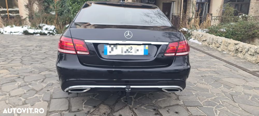 Mercedes-Benz E - 9