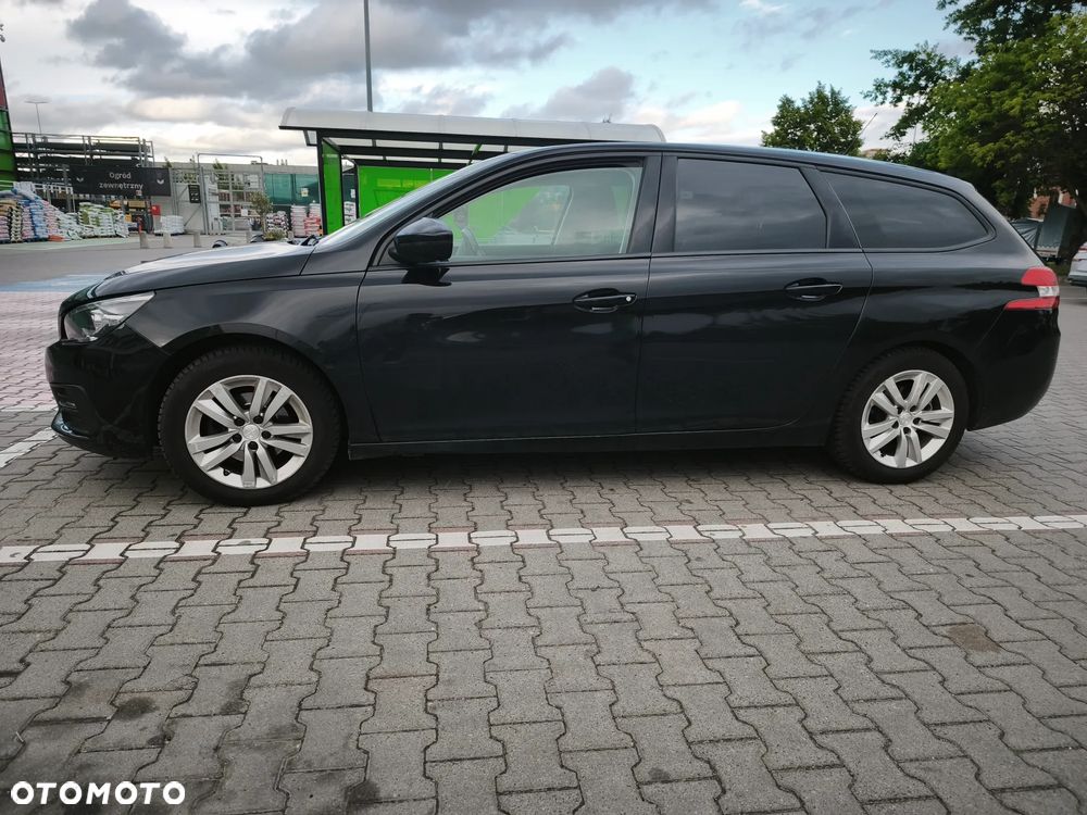 Peugeot 308 1.5 BlueHDi Allure S&S - 4