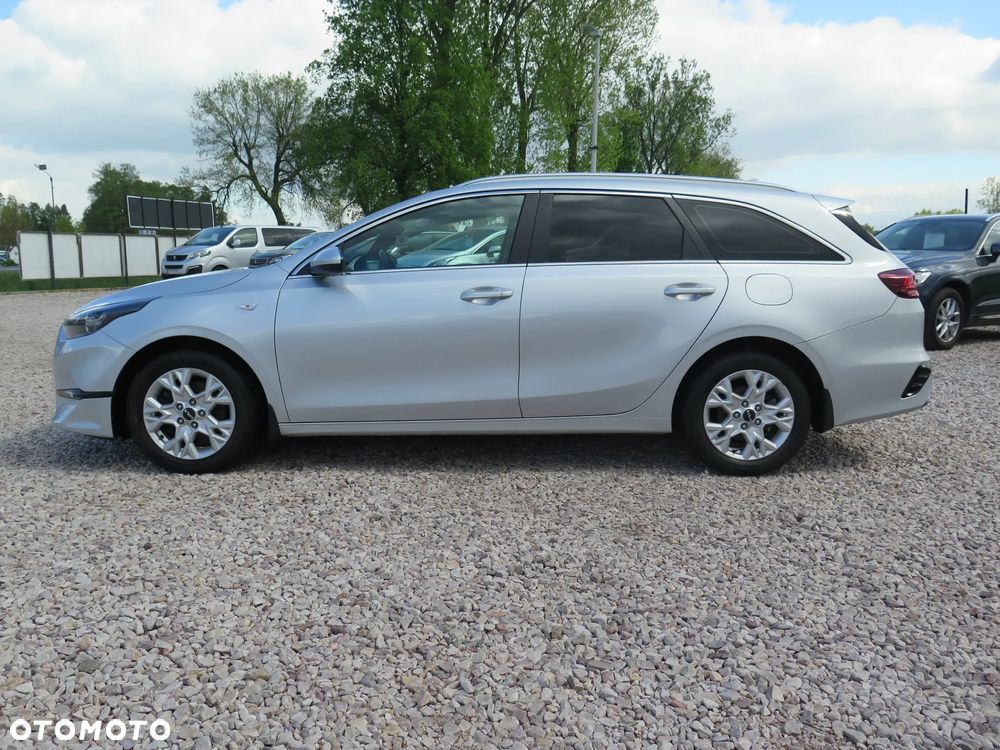 Kia Ceed 1.5 T-GDI M - 14