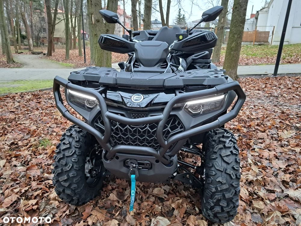 CFMoto CForce - 8