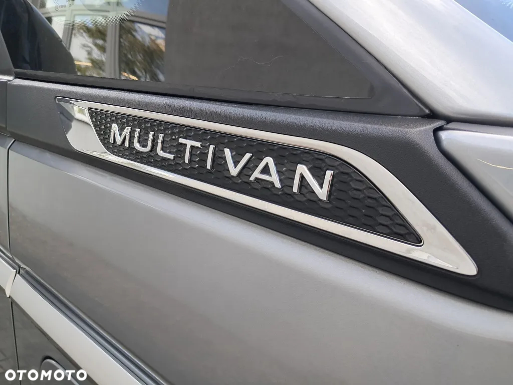 Volkswagen Multivan - 15