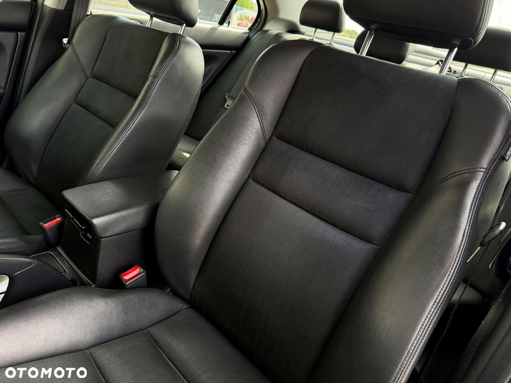 Honda Accord 2.0 Sport - 15