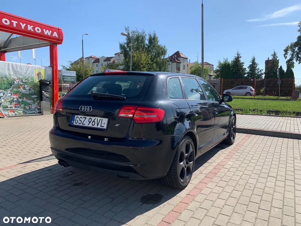 Audi A3 Sportback 2.0 TDI DPF Ambition - 5