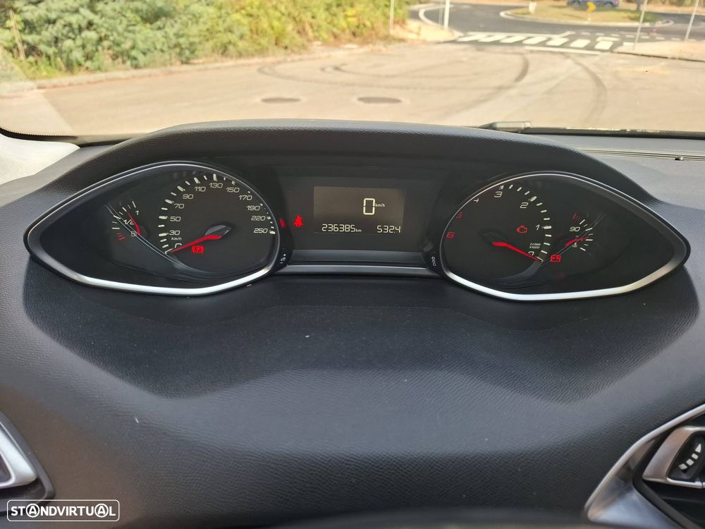 Peugeot 308 SW - 6