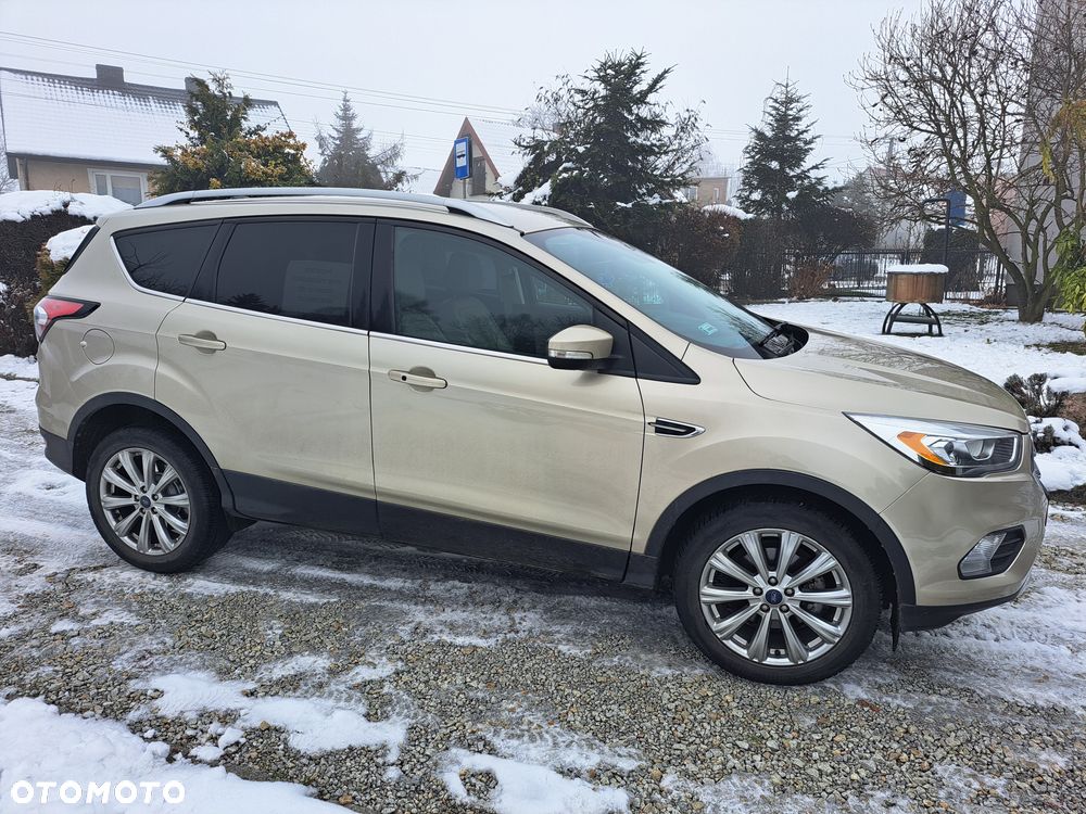 Ford Escape 2017 photo 2
