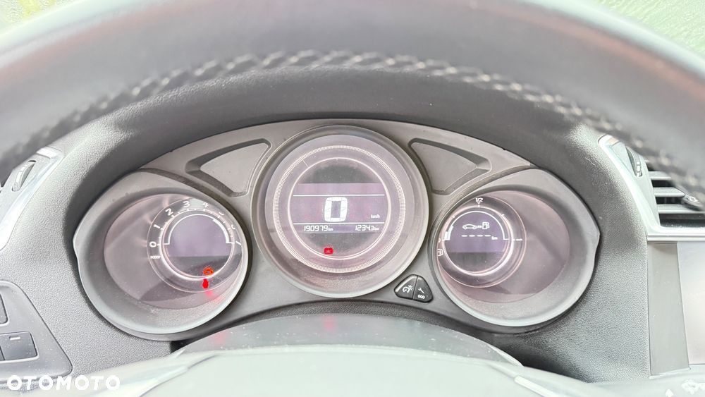 Citroën C4 BlueHDi 100 Stop&Start 86g Selection - 11