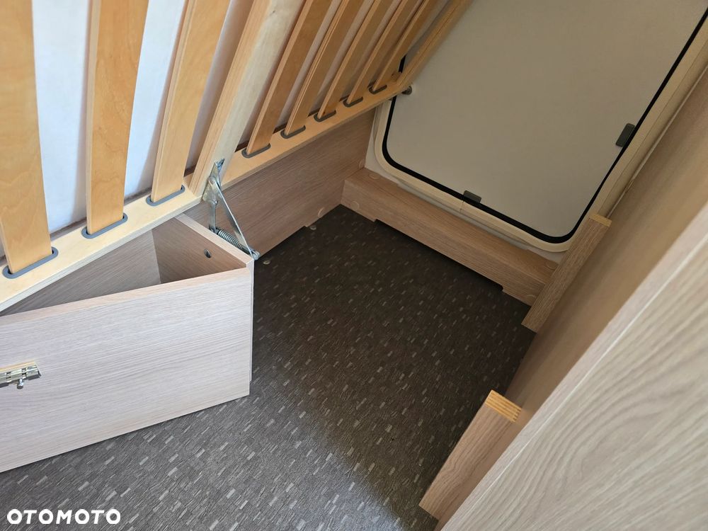 Adria lekka AVIVA 360 DK piętrus 4osoby 3m głęboki namiot przyczepa kempingowa camping hobby knaus fend adria - 36