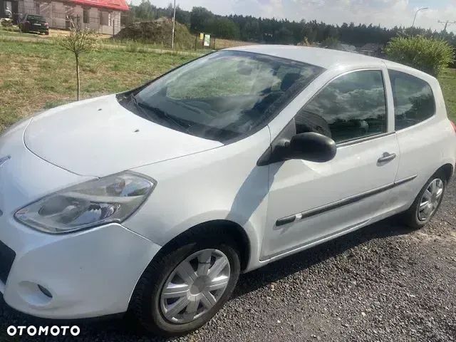 Renault Clio - 1